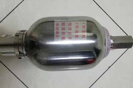 用什么方法來檢查不銹鋼囊式蓄能器膨脹壓力？